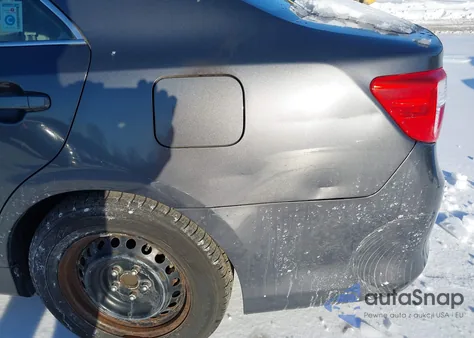 2012 Toyota Camry Le z USA, uszkodzony, nr VIN 4T4BF1FK7CR207151